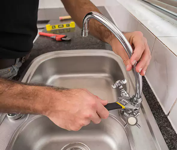 Local Experts for Faucet Repair in Eastvale, CA:Schedule Affordable Faucet Repair Services with Us