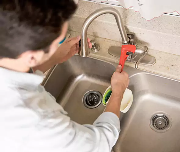 Professional Sink Repair Specialist in Eastvale, CA: Schedule Reliable Sink Fixing Services with Us