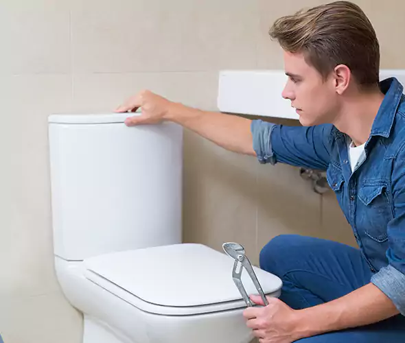 Expert Plumber for Toilet Replacement in Eastvale, CA: Schedule Affordable Toilet Replacement Services with Us